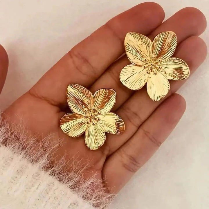 Women's Fashion Earrings Flower Alloy Retro Style Women's Party Accessories Gifts - Maka Boho