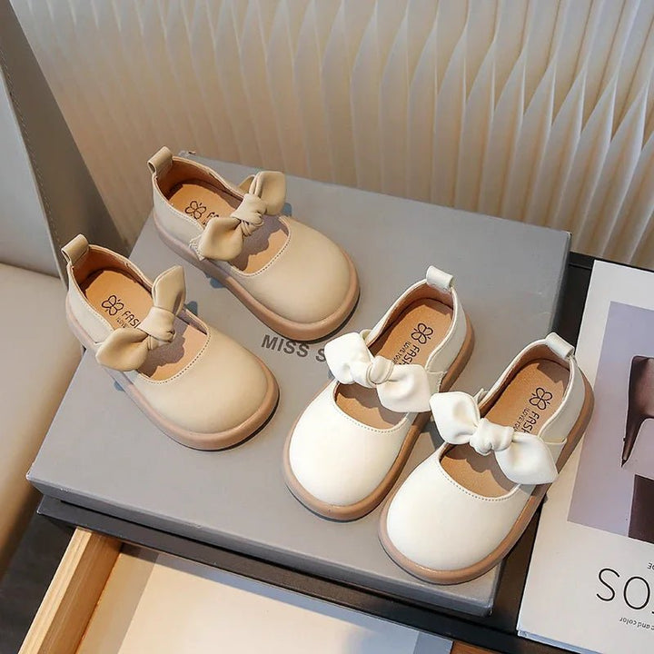 Leather Bow Sandals - Maka Boho