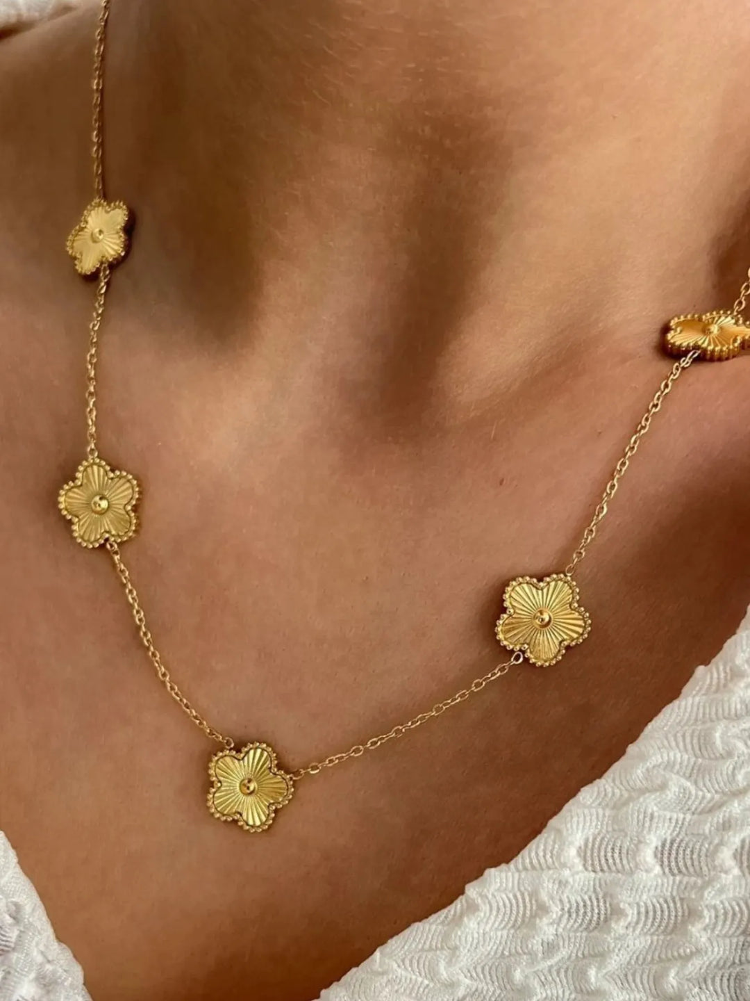 18K Gold - Plated Flower Chain Necklace - Maka Boho